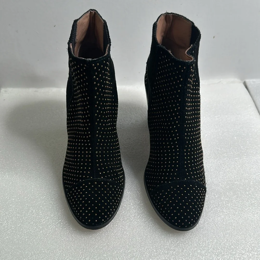 Any anthropology black micro beaded suede ankle boots size 8